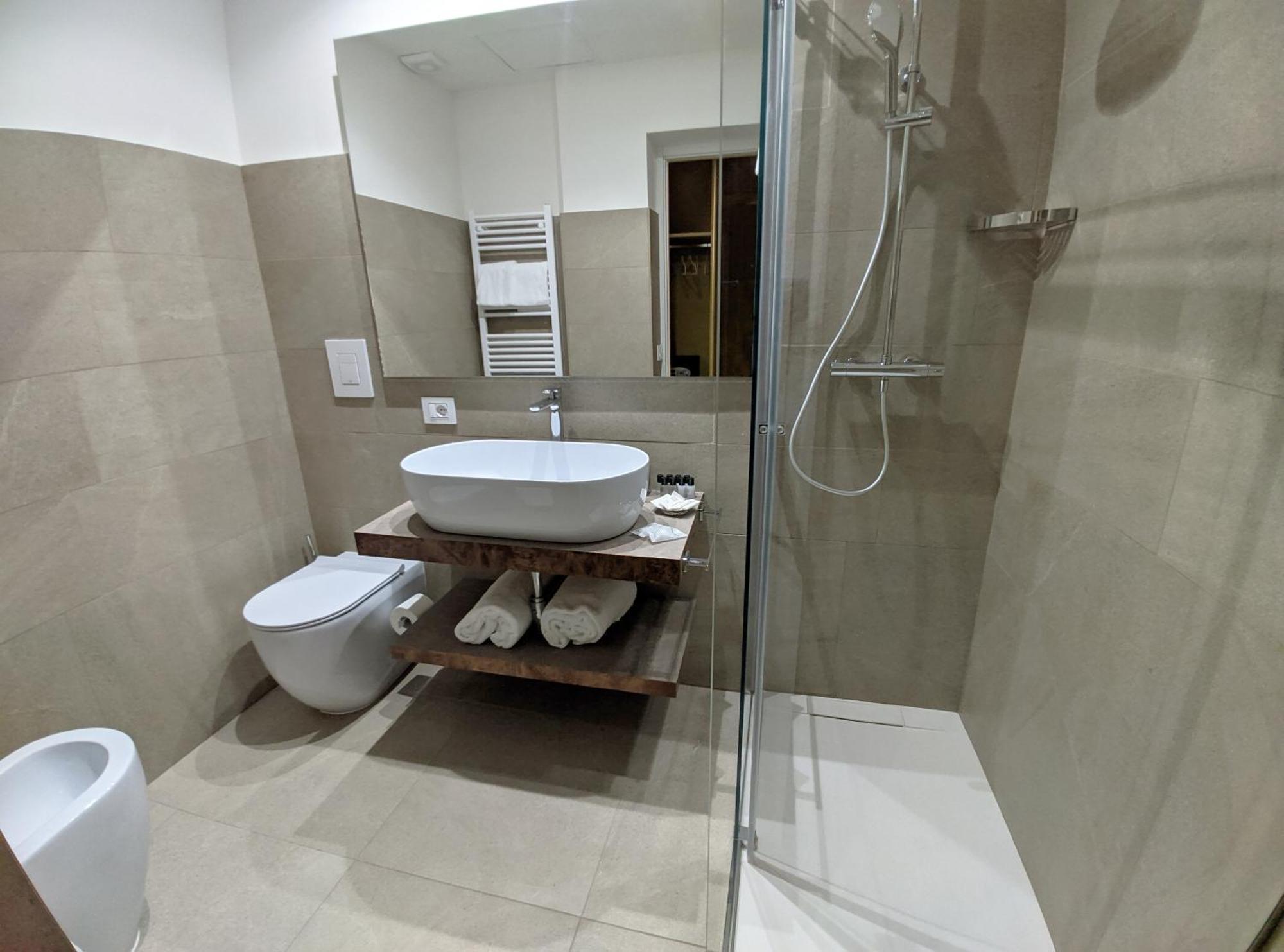 Astom Suites Rome Bagian luar foto